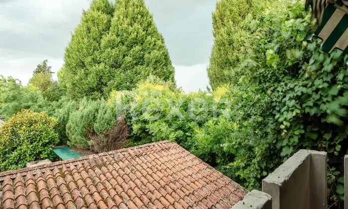 Rexer-Santa-Maria-di-Sala-Ampio-appartamento-con-scoperto-esclusivo-Altro