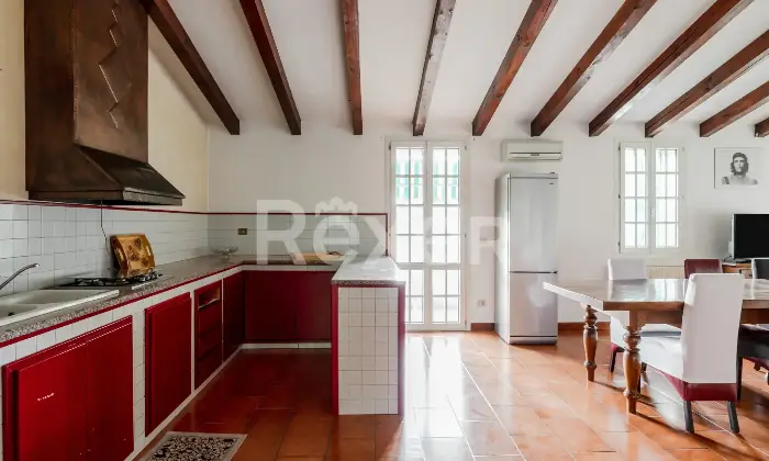 Rexer-Santa-Maria-di-Sala-Ampio-appartamento-con-scoperto-esclusivo-Altro