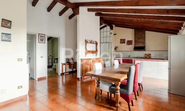 Rexer-Santa-Maria-di-Sala-Ampio-appartamento-con-scoperto-esclusivo-Altro