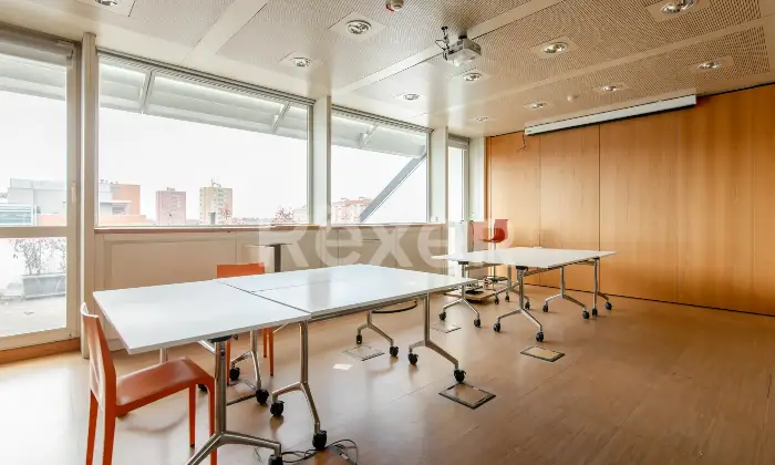 Rexer-Milano-Struttura-indipendente-in-area-strategica-Altro