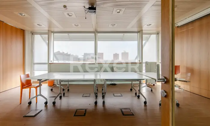 Rexer-Milano-Struttura-indipendente-in-area-strategica-Altro