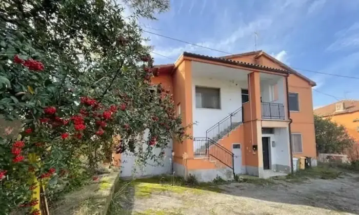 Rexer-Bisenti-Vendesi-casa-indipendente-con-vista-panoramica-a-Bisenti-TE-Altro