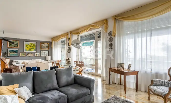 Rexer-Genova-Splendido-appartamento-Altro