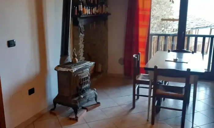 Rexer-Stroppo-Vendesi-Appartamento-a-Stroppo-CN-Altro