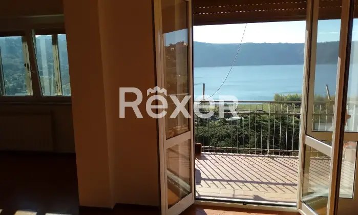 Rexer-Castel-Gandolfo-Vendesi-appartamento-a-Castel-Gandolfo-RM-Altro