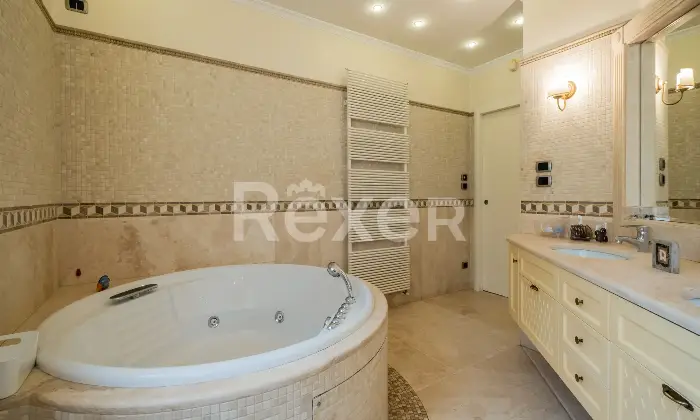 Rexer-Francavilla-al-Mare-Un-rifugio-esclusivo-a-Francavilla-al-Mare-Villa-con-piscina-charme-e-riservatezza-Altro