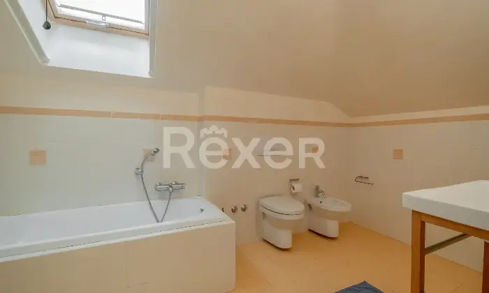 Rexer-Francavilla-al-Mare-Un-rifugio-esclusivo-a-Francavilla-al-Mare-Villa-con-piscina-charme-e-riservatezza-Altro