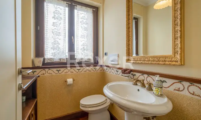 Rexer-Francavilla-al-Mare-Un-rifugio-esclusivo-a-Francavilla-al-Mare-Villa-con-piscina-charme-e-riservatezza-Altro