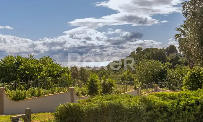 Rexer-Francavilla-al-Mare-Un-rifugio-esclusivo-a-Francavilla-al-Mare-Villa-con-piscina-charme-e-riservatezza-Altro