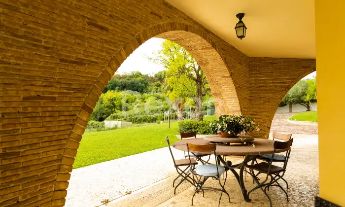 Rexer-Francavilla-al-Mare-Un-rifugio-esclusivo-a-Francavilla-al-Mare-Villa-con-piscina-charme-e-riservatezza-Altro