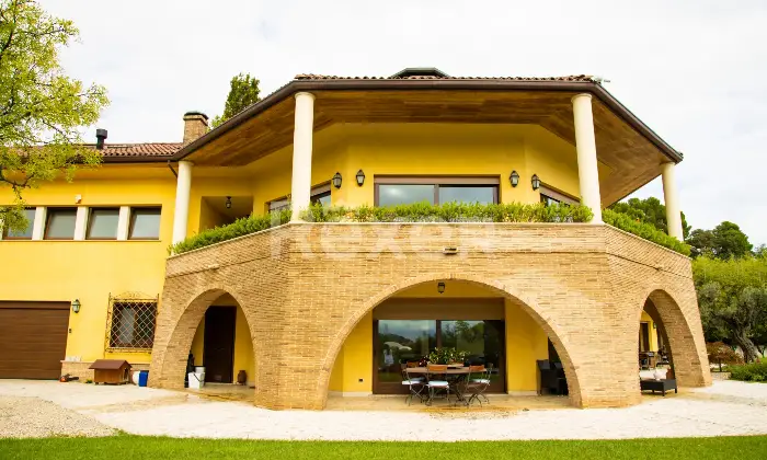 Rexer-Francavilla-al-Mare-Un-rifugio-esclusivo-a-Francavilla-al-Mare-Villa-con-piscina-charme-e-riservatezza-Altro
