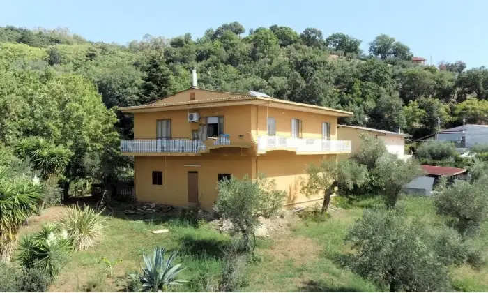 Rexer-Lamezia-Terme-Vendesi-Casa-indipendente-a-Nicastro-Lamezia-Terme-Altro