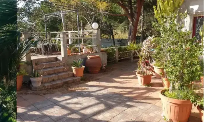 Rexer-Gizzeria-Vendesi-una-villa-esclusiva-a-soli-metri-dal-mare-a-Gizzeria-Altro