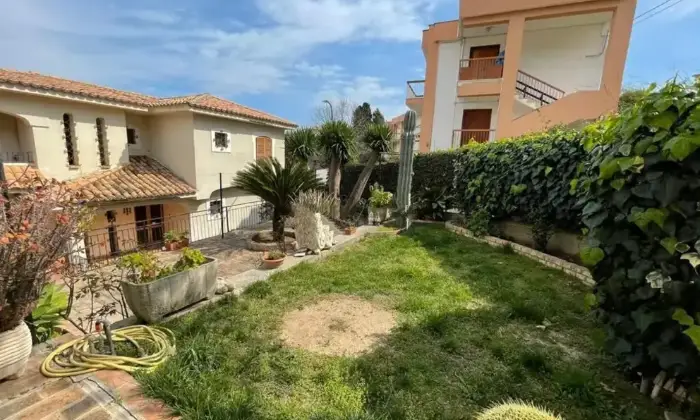 Rexer-Stalett-Vendesi-Casa-indipendente-a-Stalett-Altro