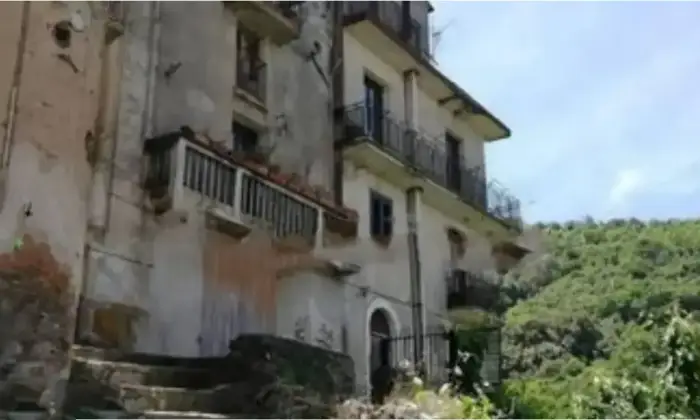 Rexer-Nocera-Terinese-Vendesi-Casa-indipendente-a-Nocera-Terinese-CZ-Altro