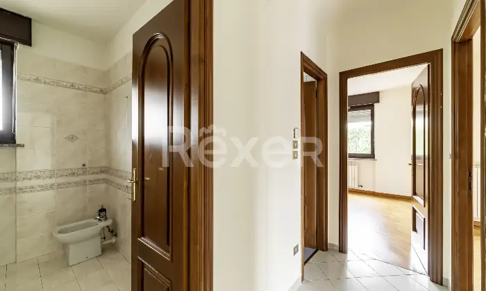 Rexer-Orbassano-QUADRILOCALE-TERMOAUTONOMO-CON-BOX-AUTO-Disimpegno