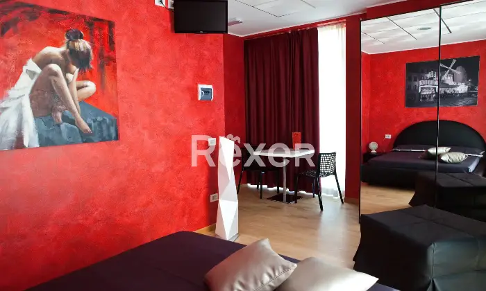 Rexer-Roseto-degli-Abruzzi-Casa-indipendente-con-BB-e-appartamenti-Altro