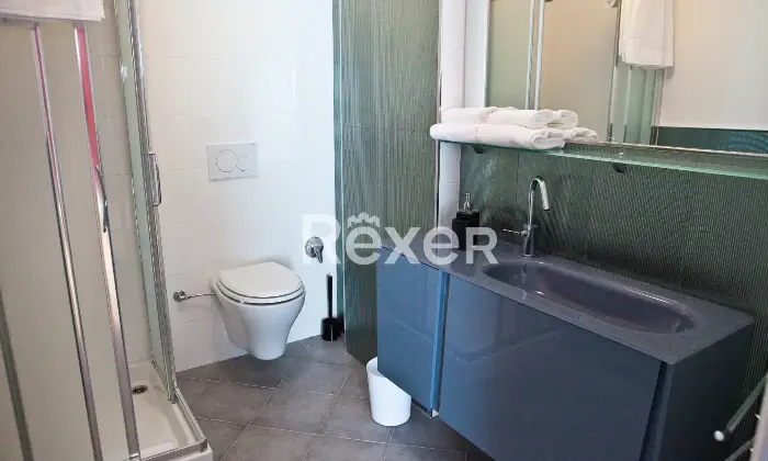 Rexer-Roseto-degli-Abruzzi-Casa-indipendente-con-BB-e-appartamenti-Altro