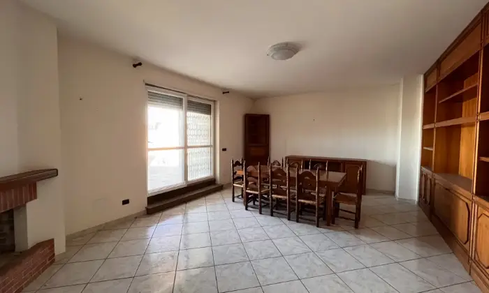 Rexer-Altamura-Vendesi-attico-signorile-in-Altamura-Salone