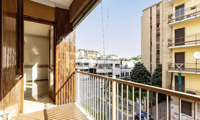 Rexer-Milano-Quadrilocale-con-cantina-e-box-Altro