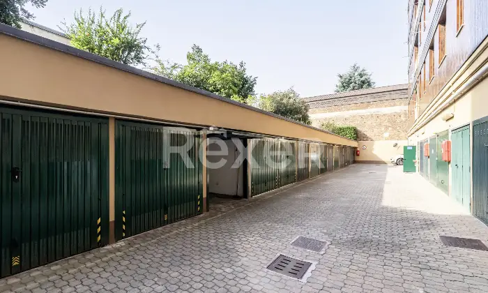 Rexer-Milano-Quadrilocale-con-cantina-e-box-Altro