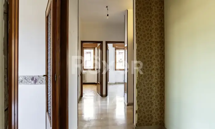 Rexer-Milano-Quadrilocale-con-cantina-e-box-Altro