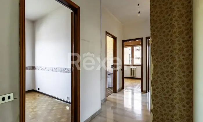 Rexer-Milano-Quadrilocale-con-cantina-e-box-Altro