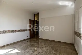 Rexer-Milano-Quadrilocale-con-cantina-e-box-Altro