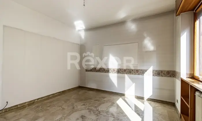 Rexer-Milano-Quadrilocale-con-cantina-e-box-Altro