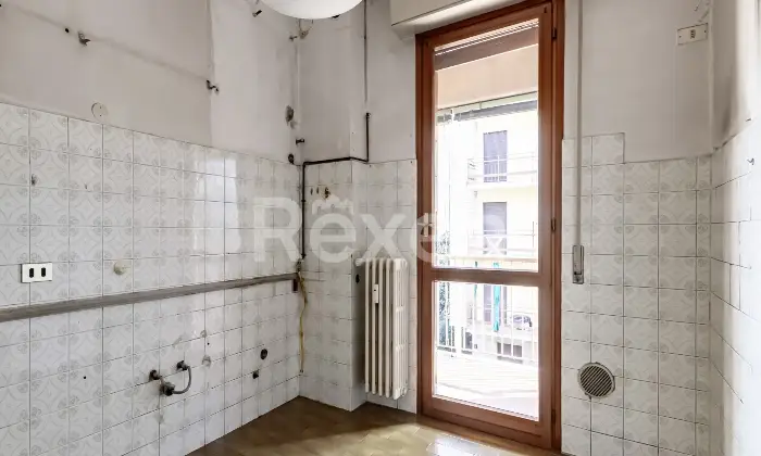 Rexer-Milano-Quadrilocale-con-cantina-e-box-Altro