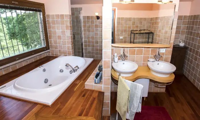 Rexer-Trevignano-Romano-Prestigiosa-villa-con-vista-sul-lago-di-Bracciano-Altro