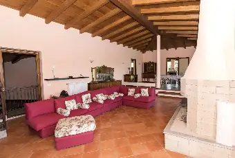 Rexer-Trevignano-Romano-Prestigiosa-villa-con-vista-sul-lago-di-Bracciano-Altro