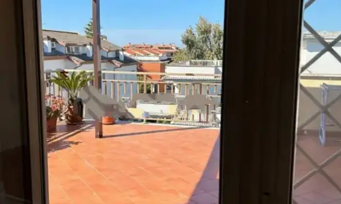Rexer-Marina-di-Ardea-Vendesi-Trilocale-con-Vista-Mare-e-Accesso-Privato-alla-Spiaggia-a-Lido-dei-Coralli-Altro
