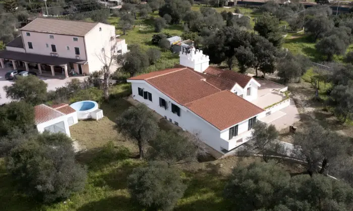 Rexer-Alghero-ALGHERO-VENDO-BELLISSIMA-VILLA-Giardino