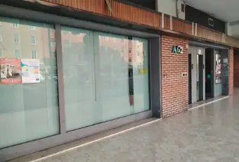 Rexer-Brescia-Ex-Filiale-Bancaria-con-Vetrine-in-Zona-Centrale-Altro