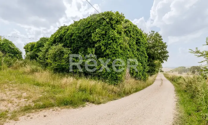 Rexer-Todi-CascinaCasale-in-vendita-a-Todi-Altro
