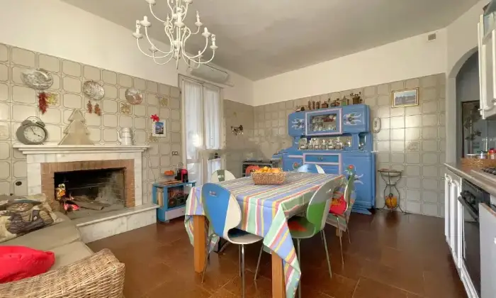 Rexer-Erbusco-Vendesi-una-splendida-villa-singola-a-Erbusco-Altro