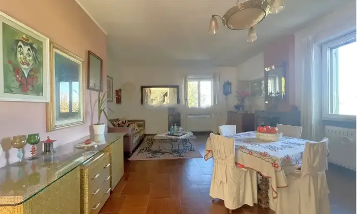 Rexer-Erbusco-Vendesi-una-splendida-villa-singola-a-Erbusco-Altro