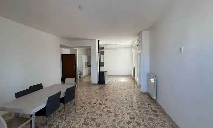 Rexer-San-Vito-dei-Normanni-AMPIO-E-LUMINOSO-APPARTAMENTO-Altro