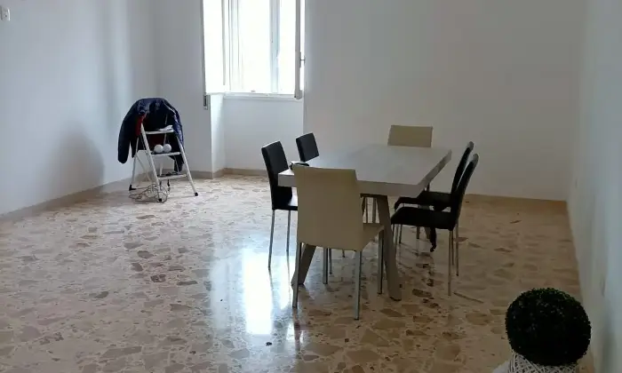 Rexer-San-Vito-dei-Normanni-AMPIO-E-LUMINOSO-APPARTAMENTO-Altro