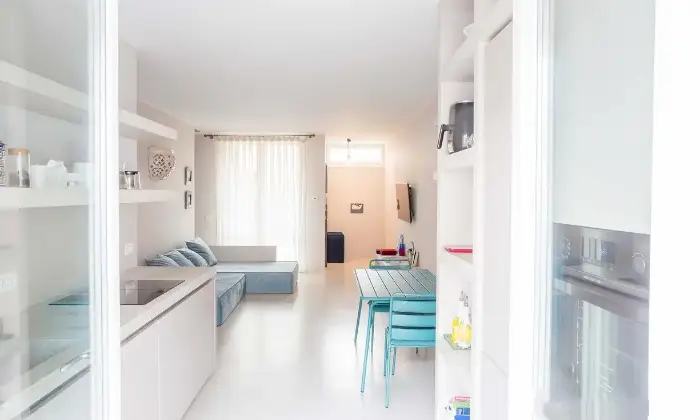 Rexer-Bernareggio-MB-Vendesi-Villetta-a-Schiera-con-Piscina-in-Residence-Esclusivo-Bernareggio-MB-Altro