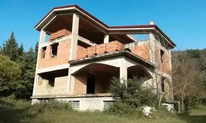 Rexer-Caiazzo-Vendesi-Villa-indipendente-con-tre-unit-abitative-e-ampio-terreno-a-Caiazzo-CE-Altro