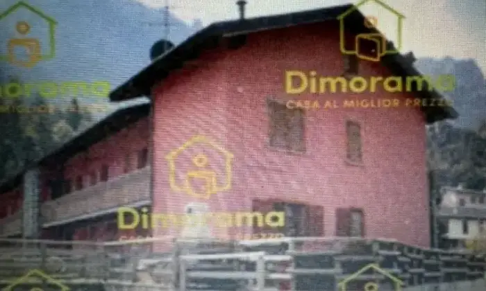 Rexer-Lenna-fantastica-villetta-immersa-nella-natura-vicina-a-servizi-e-box-Altro