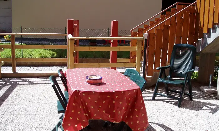 Rexer-Lenna-fantastica-villetta-immersa-nella-natura-vicina-a-servizi-e-box-Terrazzo