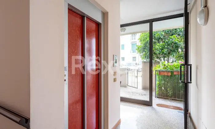 Rexer-PADOVA-Appartamento-ultimo-piano-con-garage-Altro