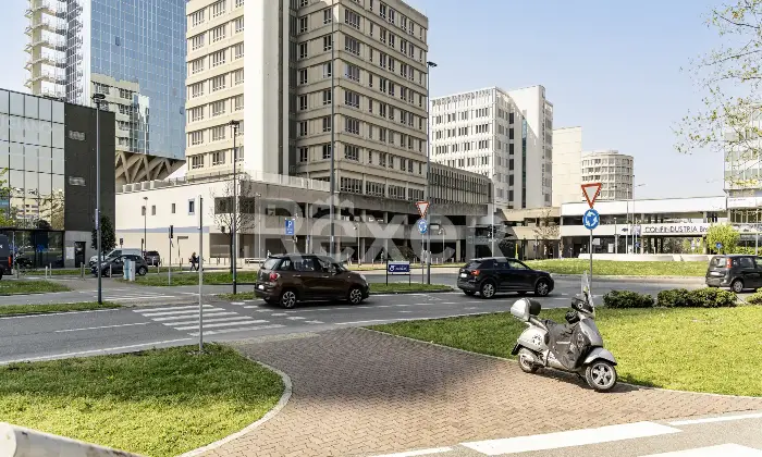 Rexer-Brescia-Struttura-Commerciale-in-vendita-a-Brescia-Altro