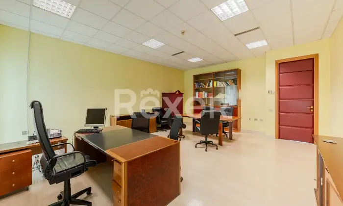Rexer-Jesi-Struttura-Commerciale-in-vendita-a-Jesi-Altro