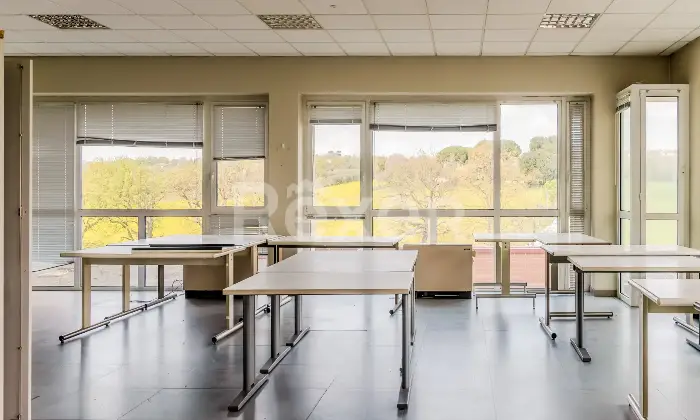 Rexer-Jesi-Struttura-Commerciale-in-vendita-a-Jesi-Altro