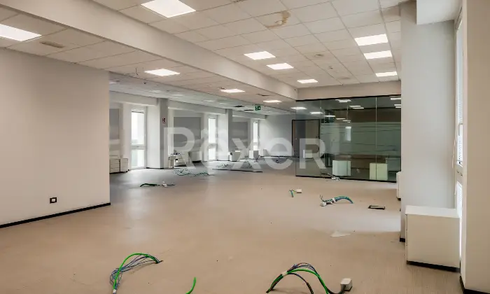 Rexer-Jesi-Struttura-Commerciale-in-vendita-a-Jesi-Altro