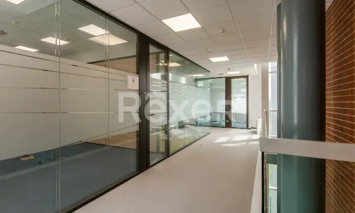 Rexer-Jesi-Struttura-Commerciale-in-vendita-a-Jesi-Altro